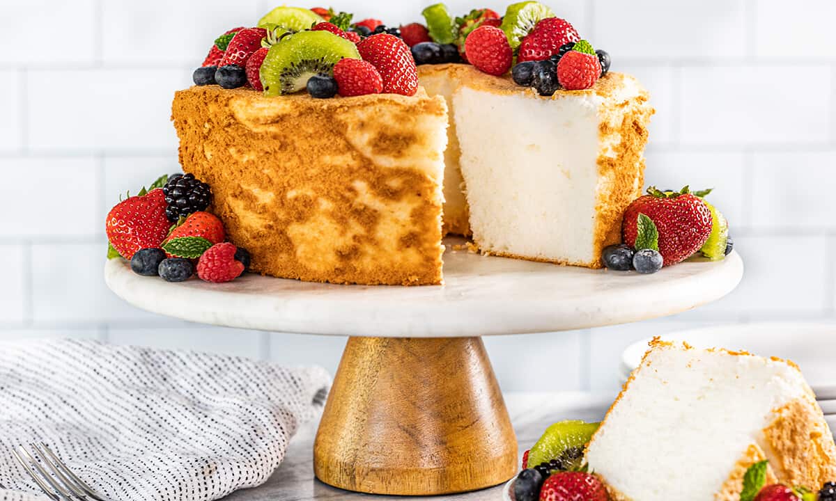 How To Make An Angel Food Cake: A Step-by-step Guide