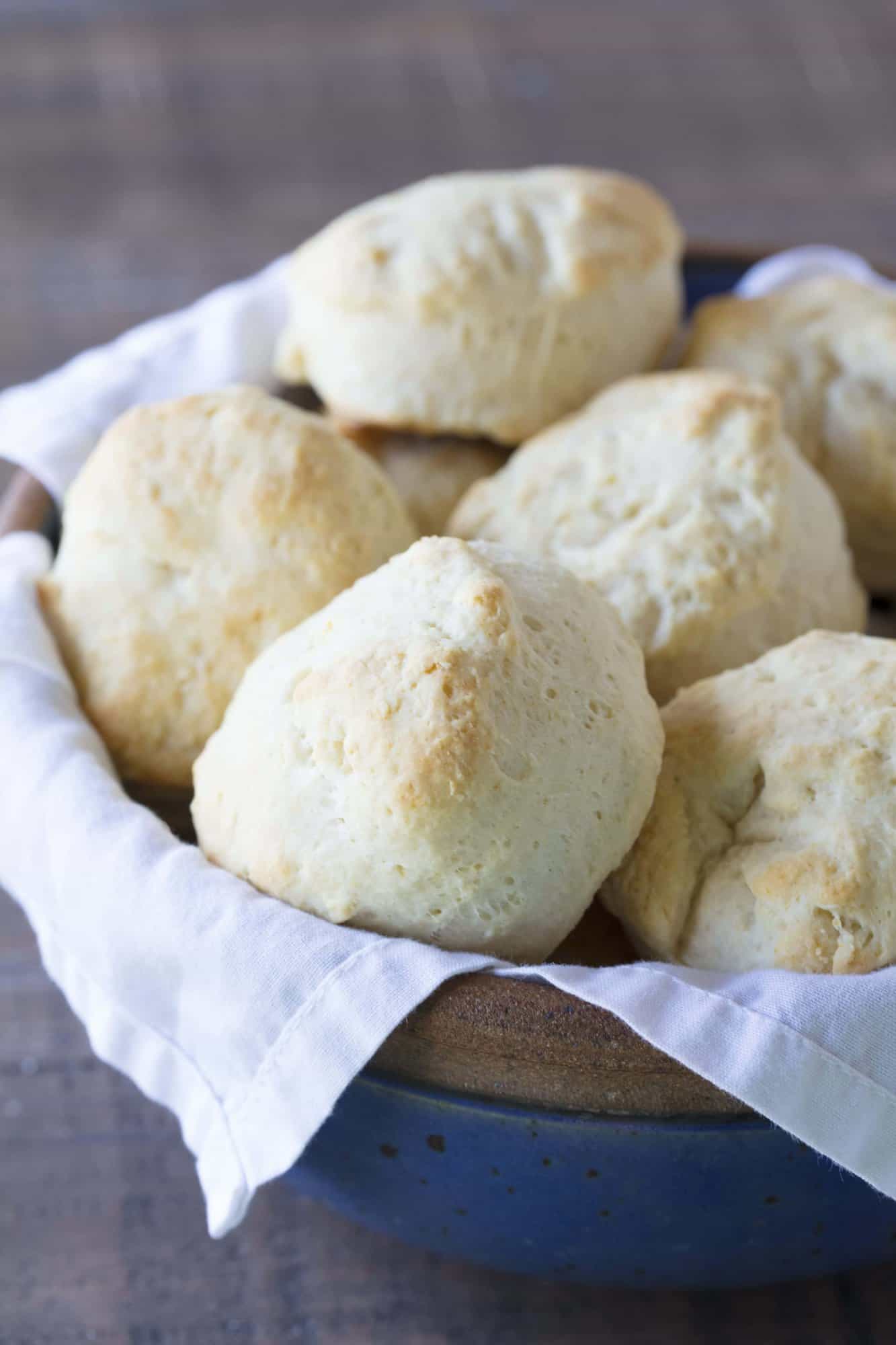 Nothing beats warm flaky old fashioned biscuits straight from the oven. These biscuits are easy to make and require just 6 ingredients. Try this fool proof old fashioned method!