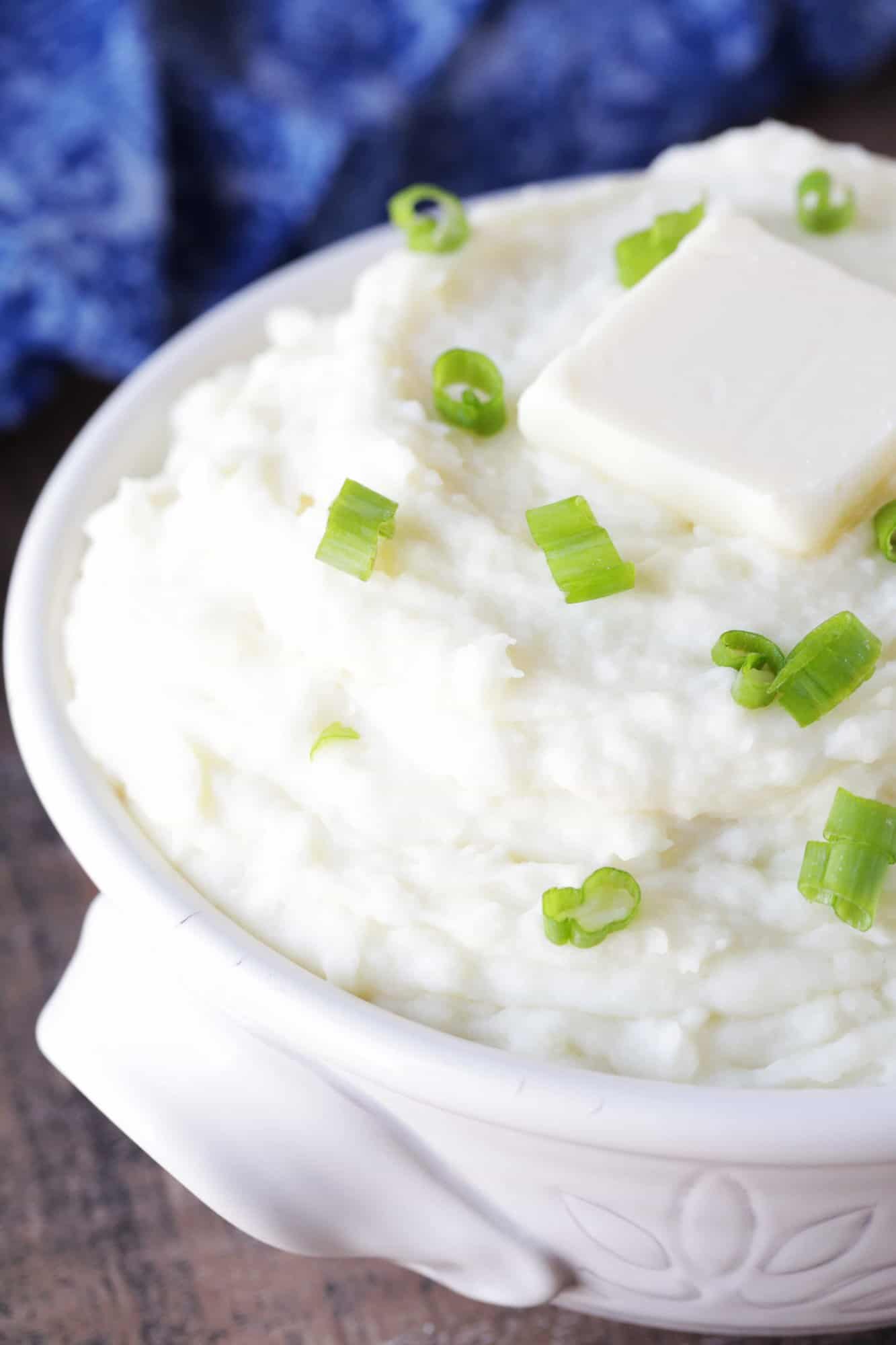 Make sure everyone at your dinner table raves about how yours are the creamiest mashed potatoes ever! This recipe is perfect for the holidays as well as your regular weeknight dinners.