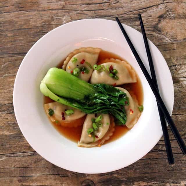 korean mandu dumpling soup - 25