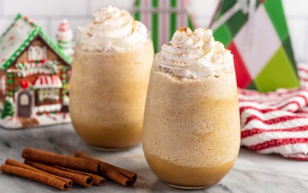 Gingerbread Frappe in two glasses with red straws