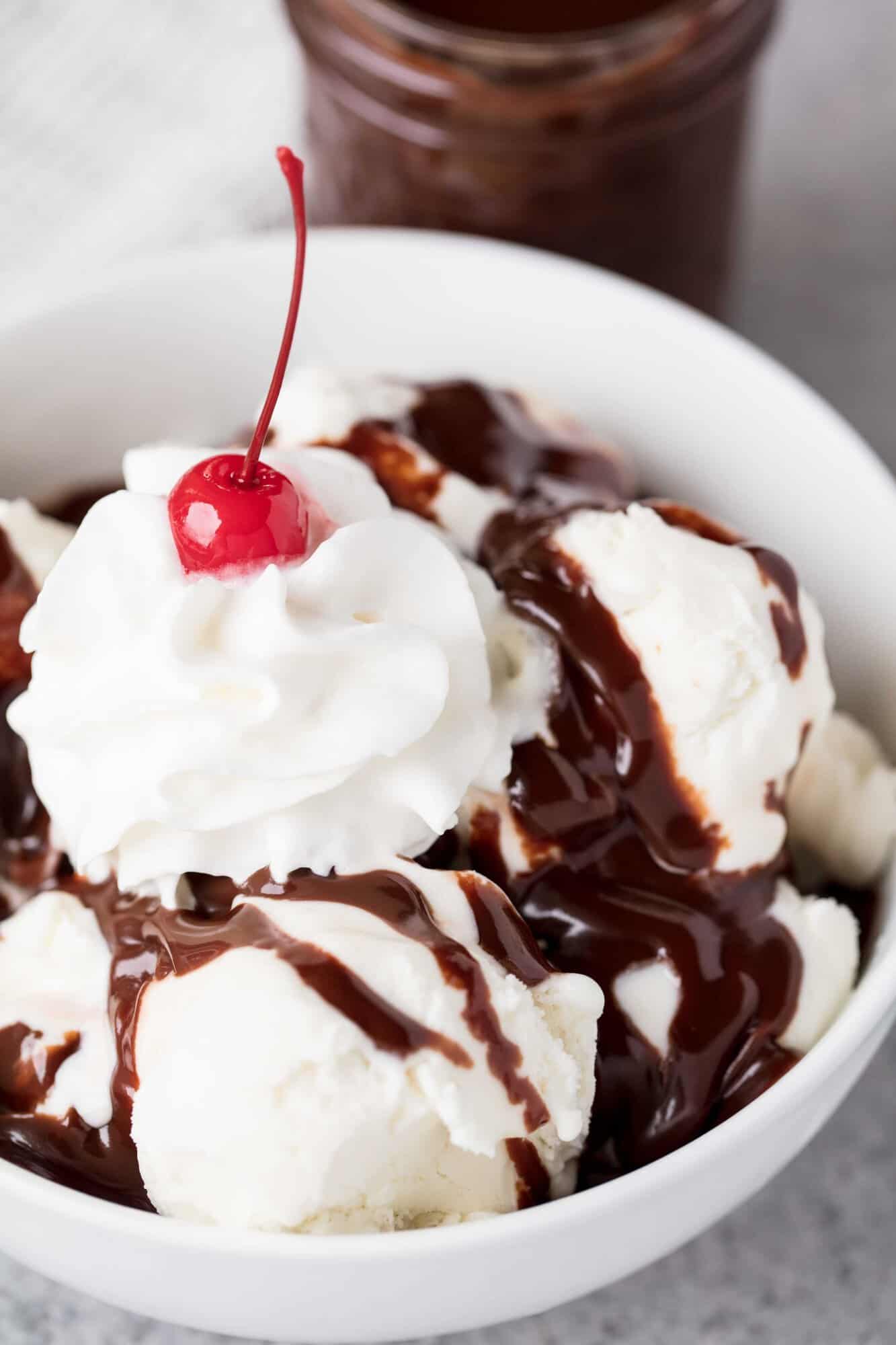 hot-fudge-sauce-ice-cream-2-thestayathomechef