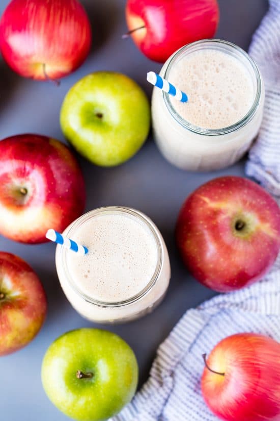 This Make Ahead Apple Pie Oatmeal Smoothie tastes just like apple pie for an easy, grab-and-go breakfast that you can prep ahead of time. It's a great healthy breakfast option that tastes like a treat!  