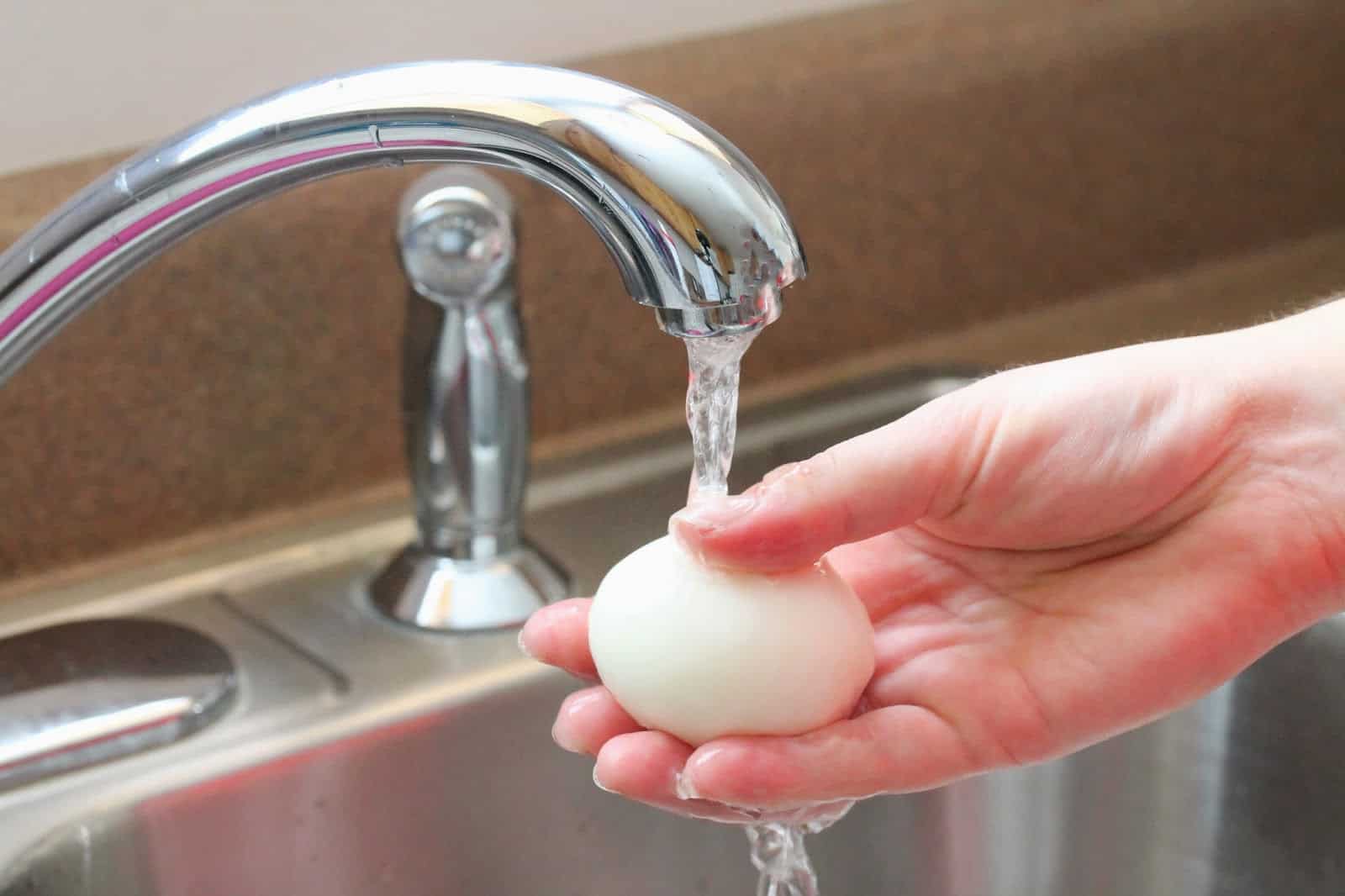 How to Boil Eggs: Rinse Peeled eggs