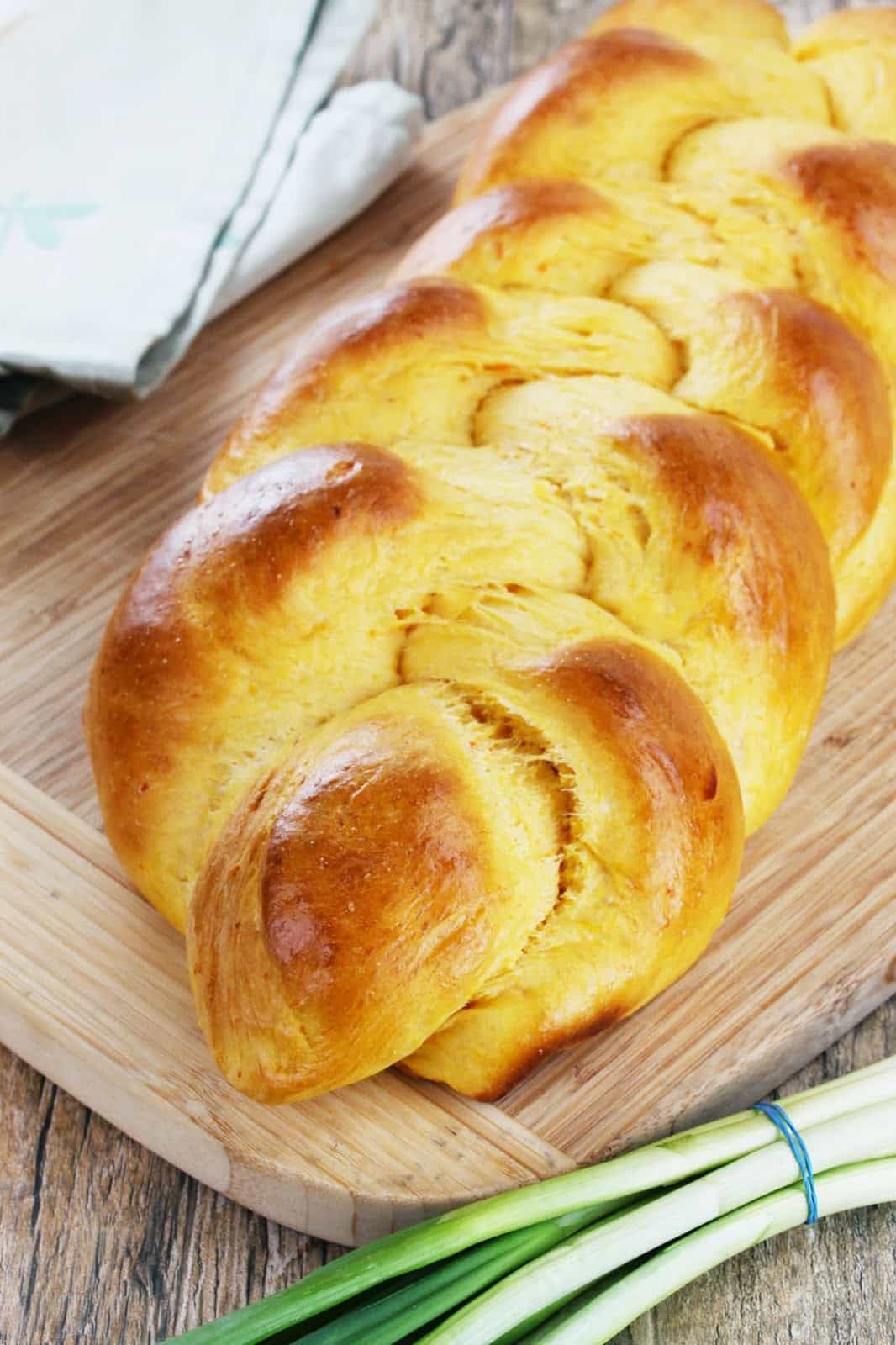 braided sweet potato bread