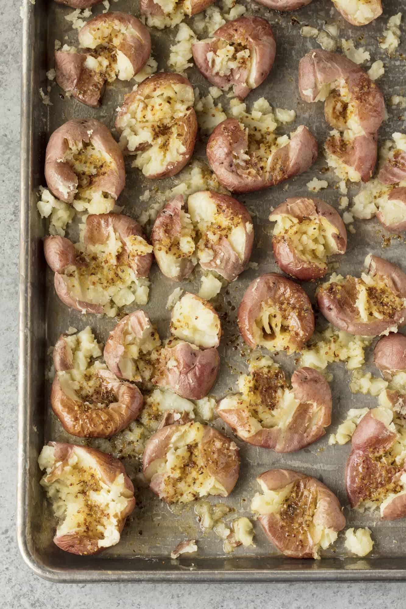  Honey Roasted Smashed Potatoes are the best potato side dish Honey Roasted Smashed Potatoes