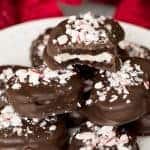  Enjoy the deliciousness of the most popular item at Trader Joe Peppermint Joe-Joe’s Copycat