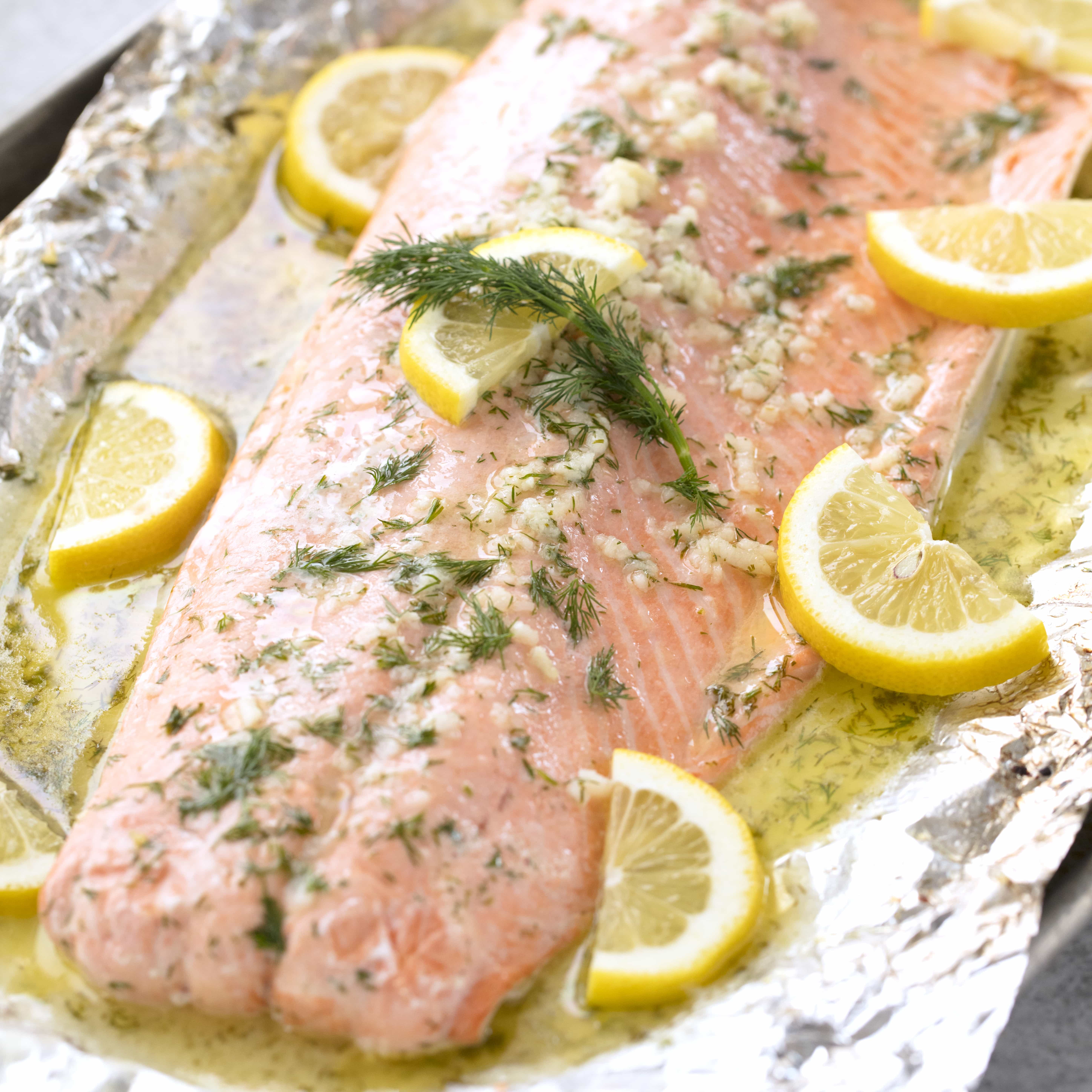 It doesn't get much easier than this Easy 5 Ingredient Baked Salmon ...