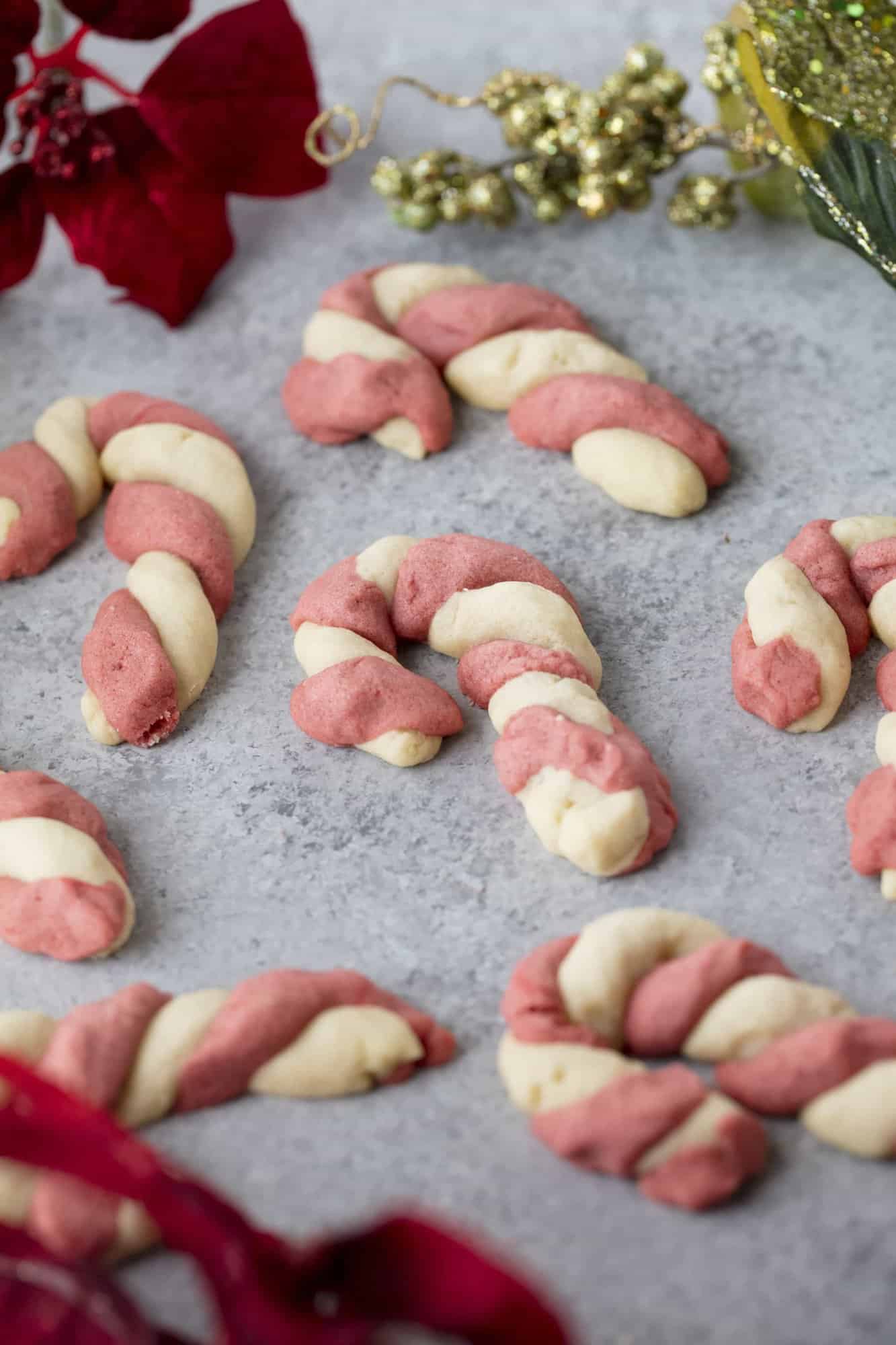 Get in the Christmas spirit with these adorable Cinnamon Candy Cane Cookies Cinnamon Candy Cane Cookies