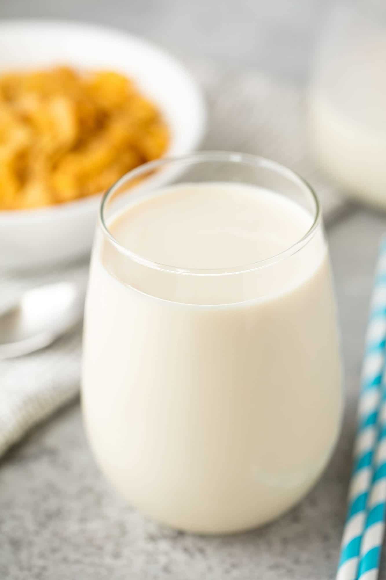 This Momofuku Milk Bar Cereal Milk Copycat recipe is the perfect way to enjoy this New York City trendy favorite at home. It's so amazing you'll be wondering, "why didn't I think of that?"