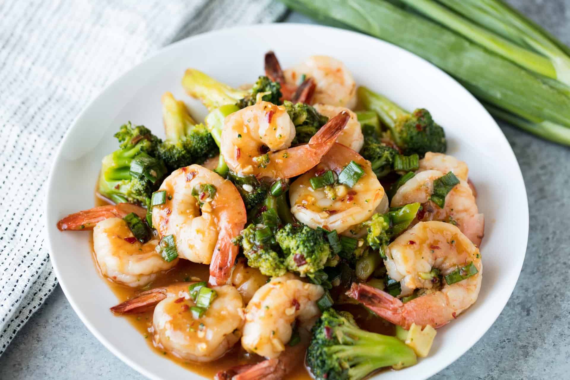 Szechuan Shrimp 2 - thestayathomechef.com