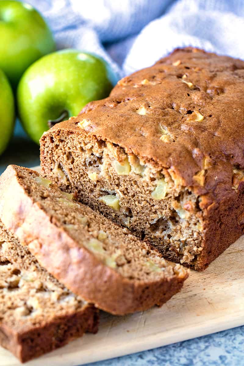 Moist Cinnamon Apple Bread com - 92