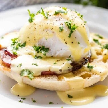 Eggs Benedict on a plate