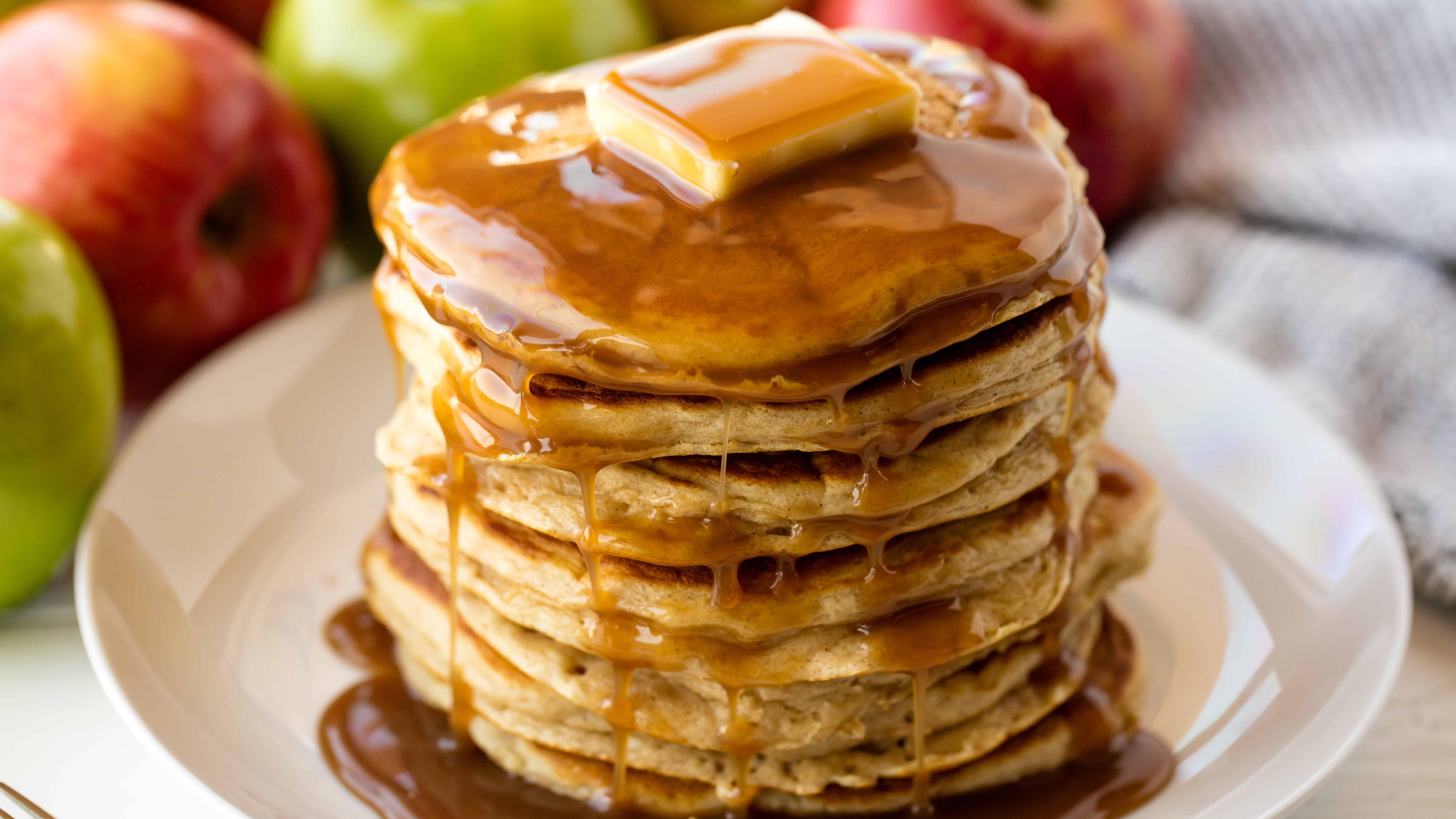 Easy Apple Pancakes - thestayathomechef.com