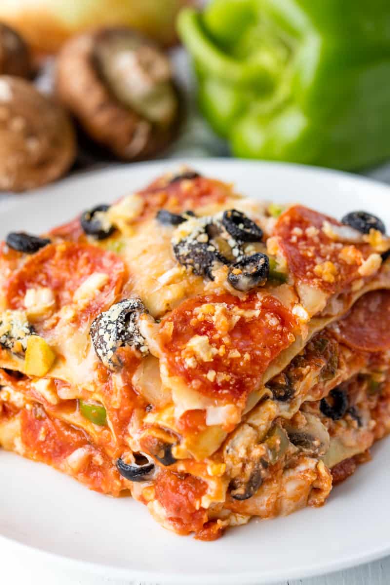 Deep Dish Pizza Lasagna combines two of your favorite dinner obsessions Deep Dish Pizza Lasagna