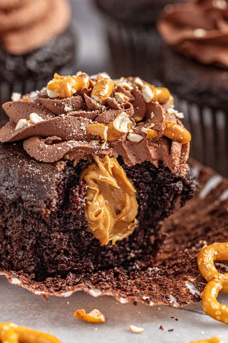 Chocolate Peanut Butter Pretzel Cupcakes - 94