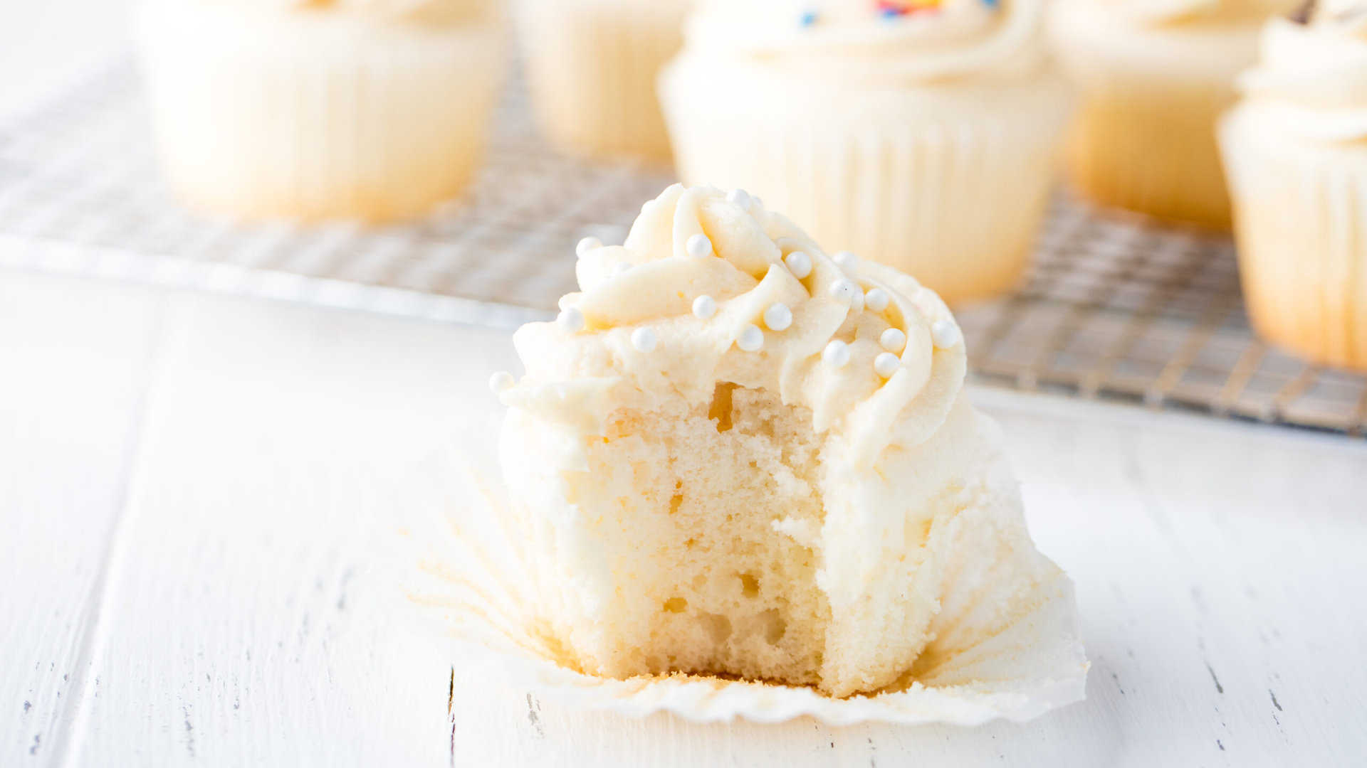 https://thestayathomechef.com/wp-content/uploads/2020/04/The-Most-Amazing-White-Cupcakes-2-scaled.jpg