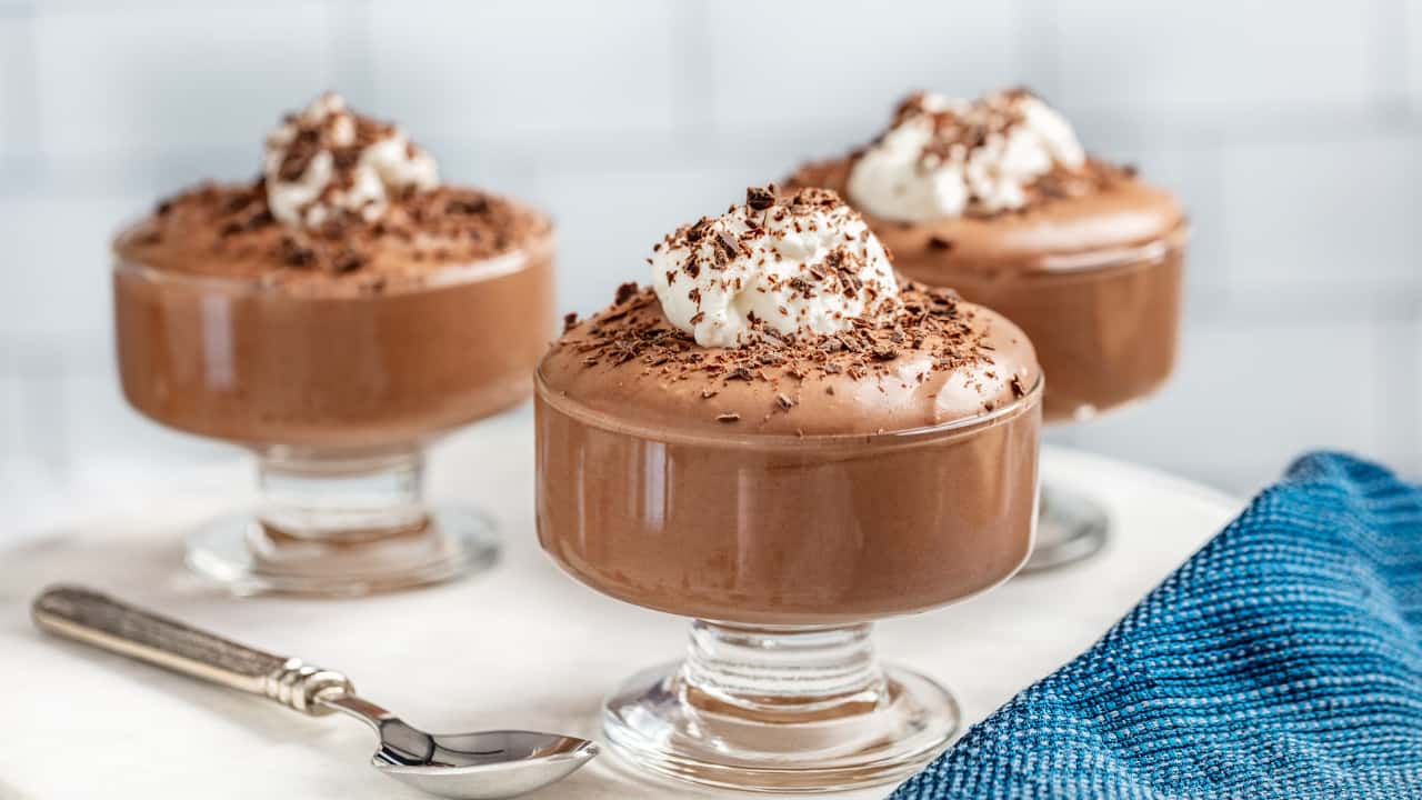 3 small chocolate mousse cups.