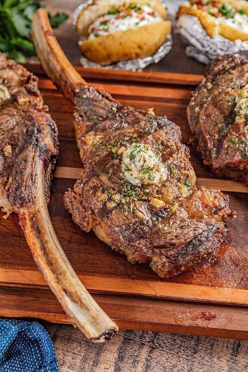 https://thestayathomechef.com/wp-content/uploads/2021/06/Perfect-Tomahawk-Steak-6.jpg