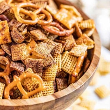 cropped-Perfect-Party-Chex-Mix-6.jpg