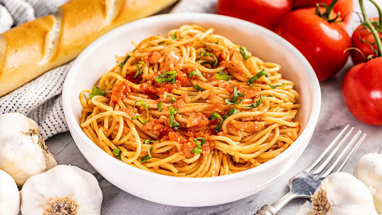 Pasta Pomodoro – A Couple Cooks