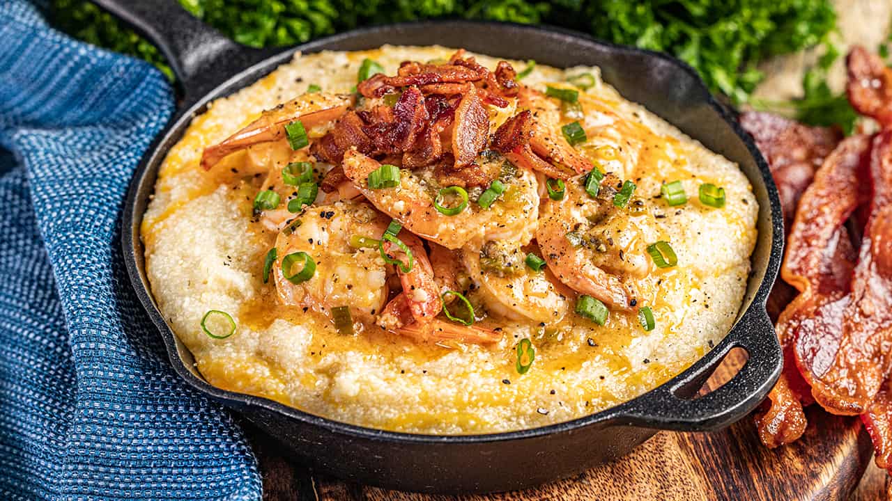 https://thestayathomechef.com/wp-content/uploads/2022/01/Southern-Style-Shrimp-and-Grits-1.jpg