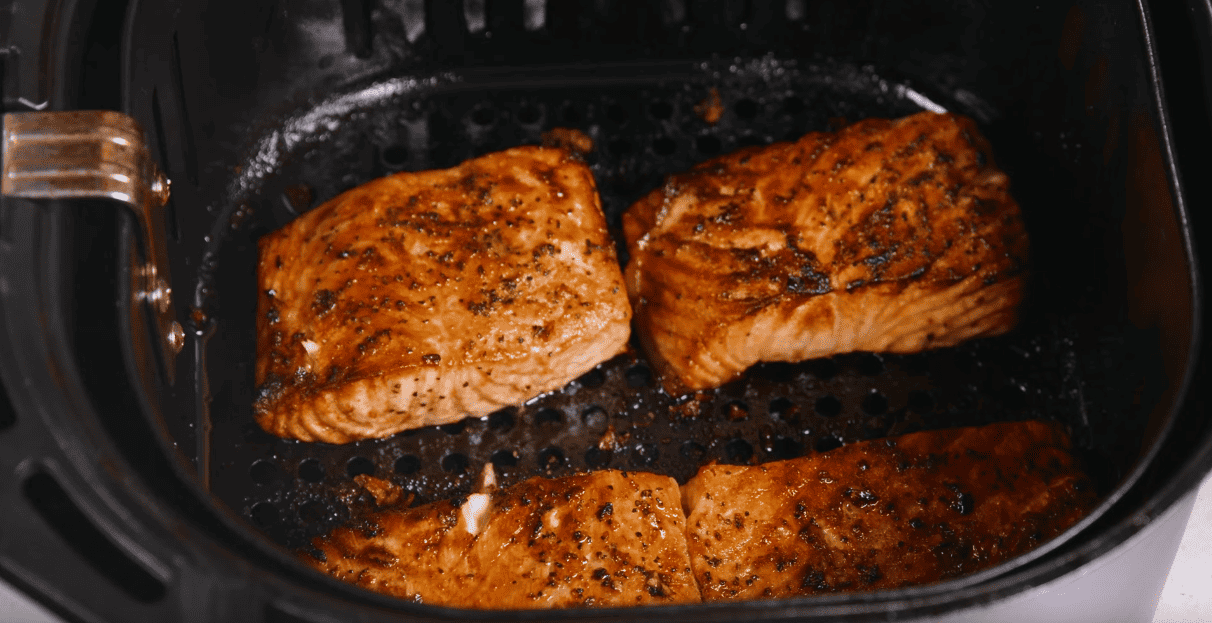 Air fryer salmon cook