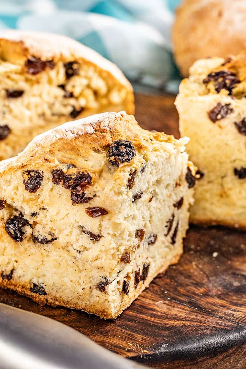 Irish soda bread with raisins cut into pieces.