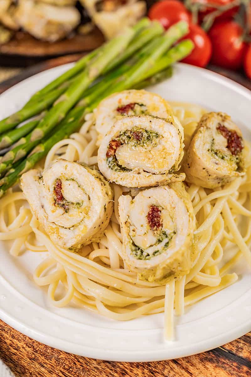 Pesto Chicken Roll Ups com - 23