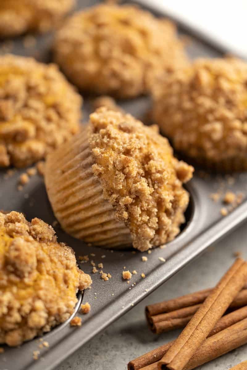 Perfect Pumpkin Muffins com - 28