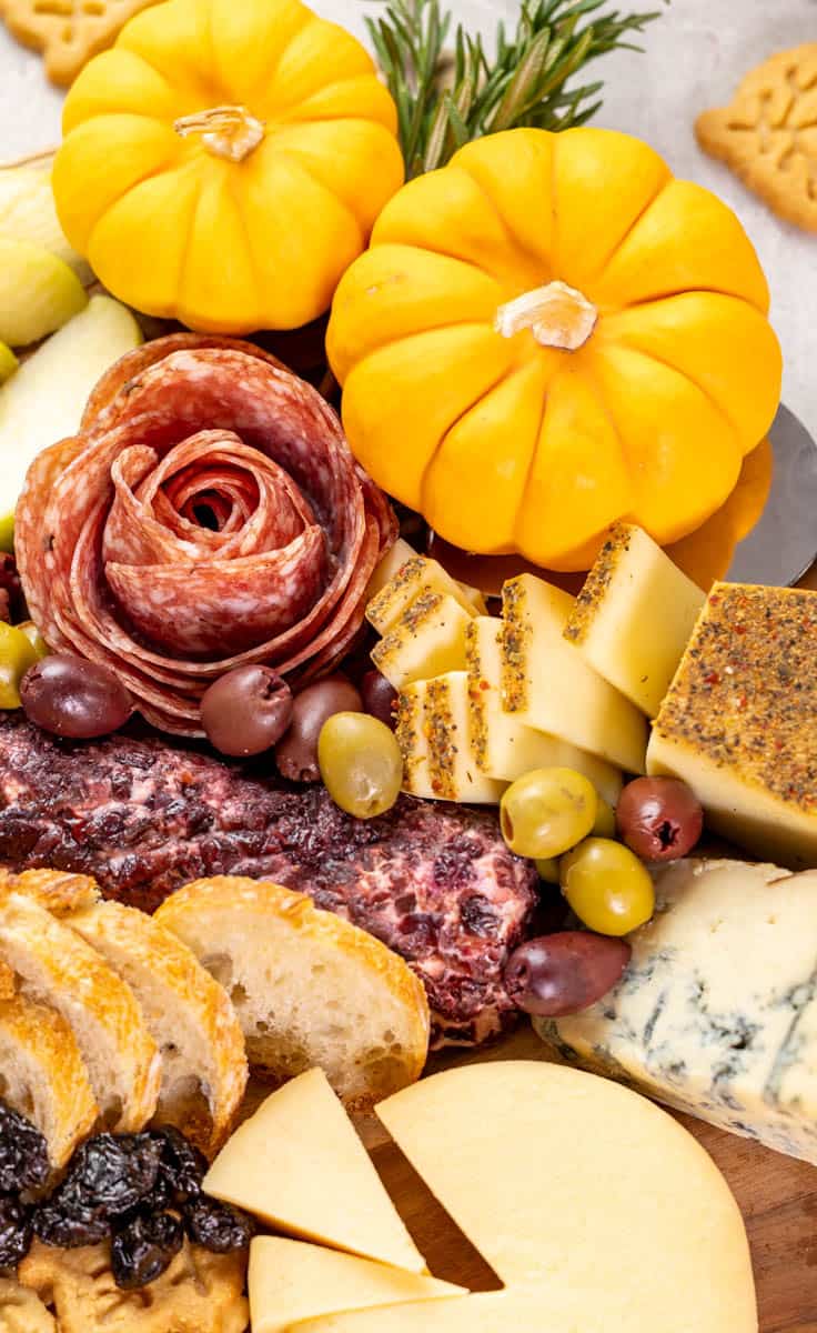 Thanksgiving Charcuterie Board com - 81