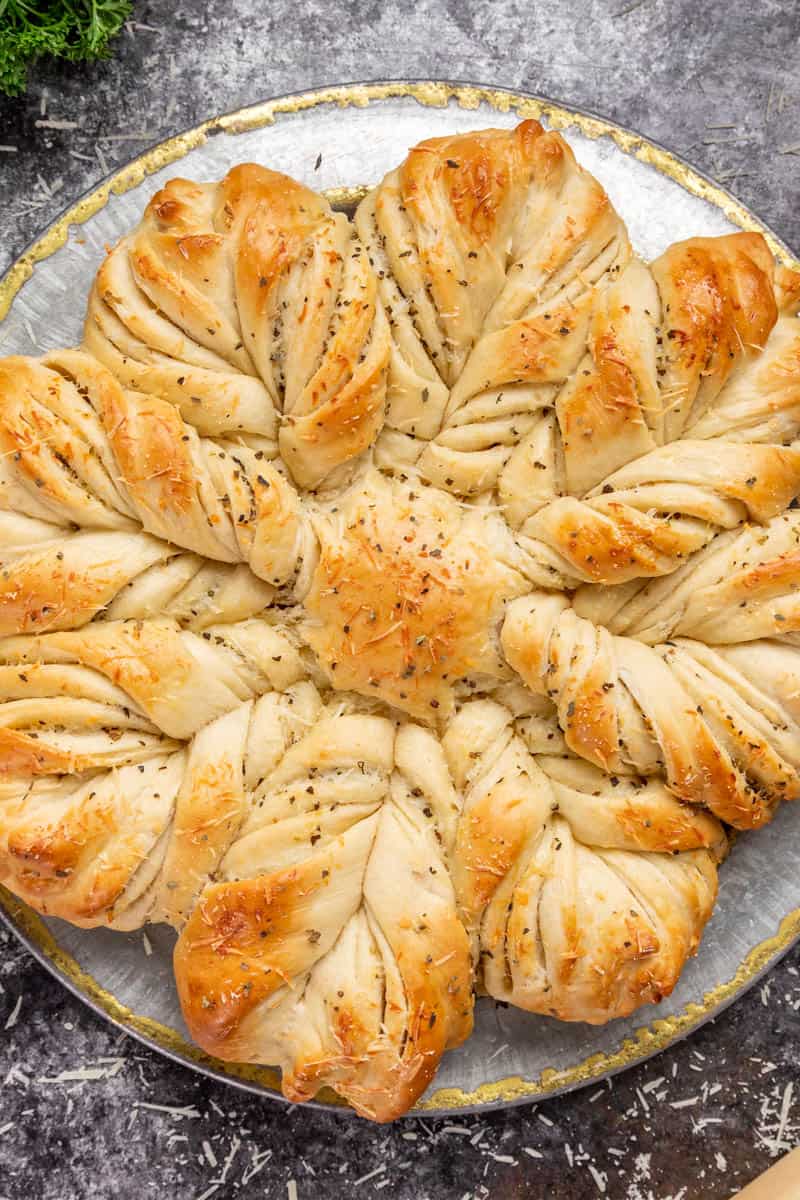 Garlic Star Bread