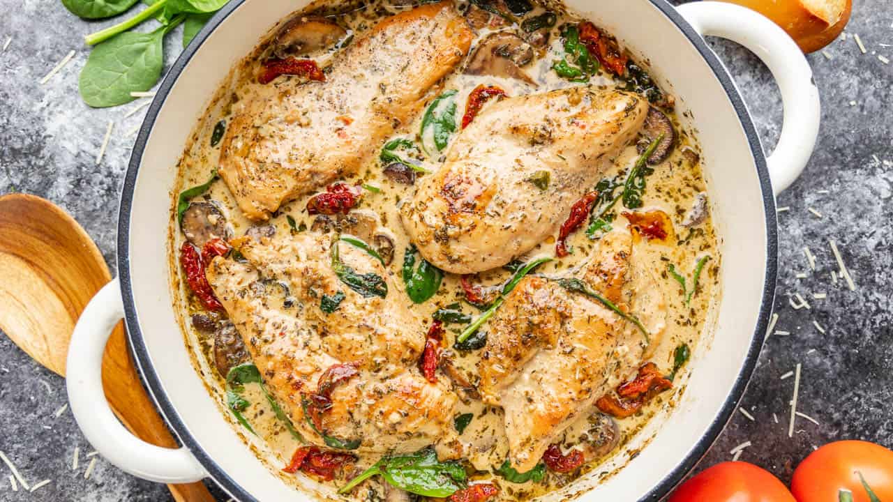 https://thestayathomechef.com/wp-content/uploads/2023/01/Tuscan-Chicken-8.jpg