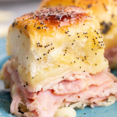 Hawaiian Ham and Cheese Sliders - thestayathomechef.com