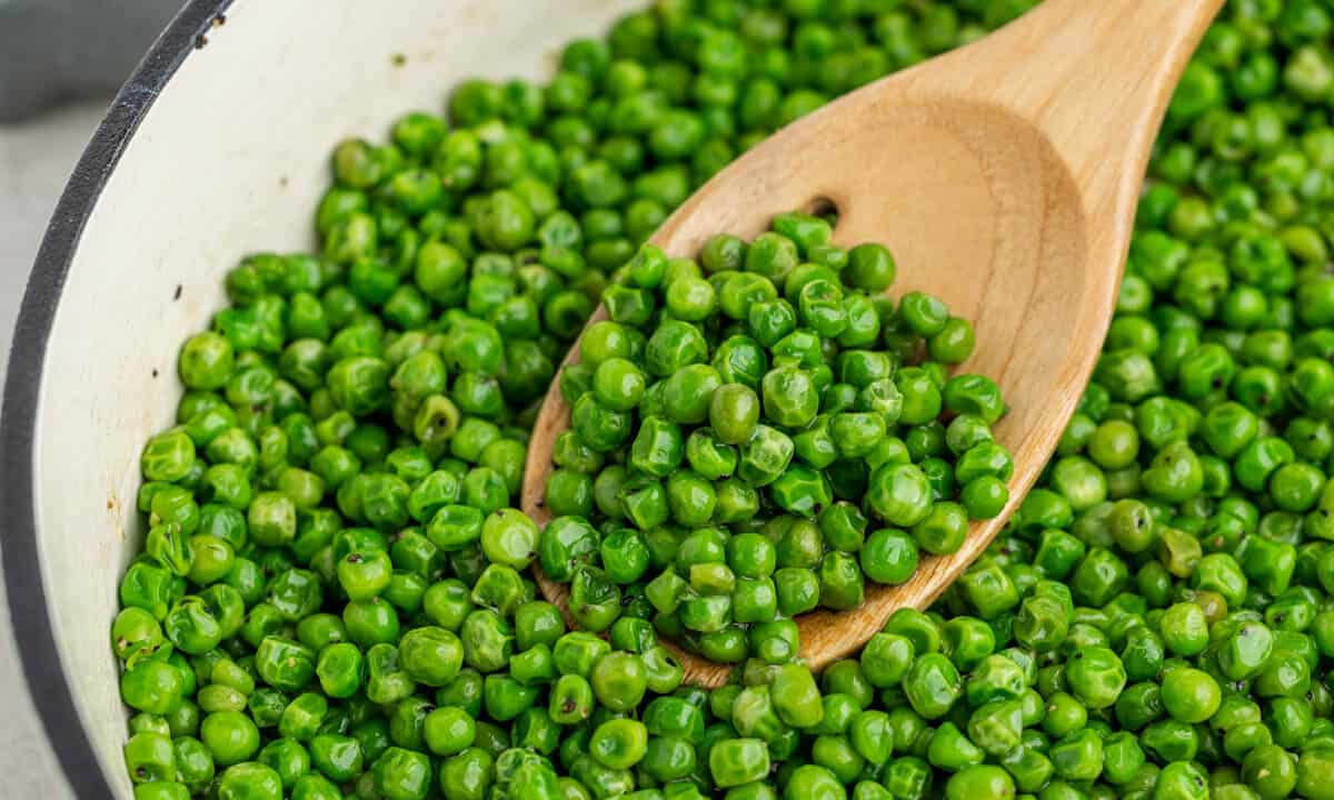 Cooked peas.