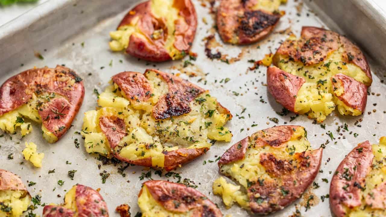 Smashed Potatoes - TRULY crispy!! {with Garlic and Herbs}