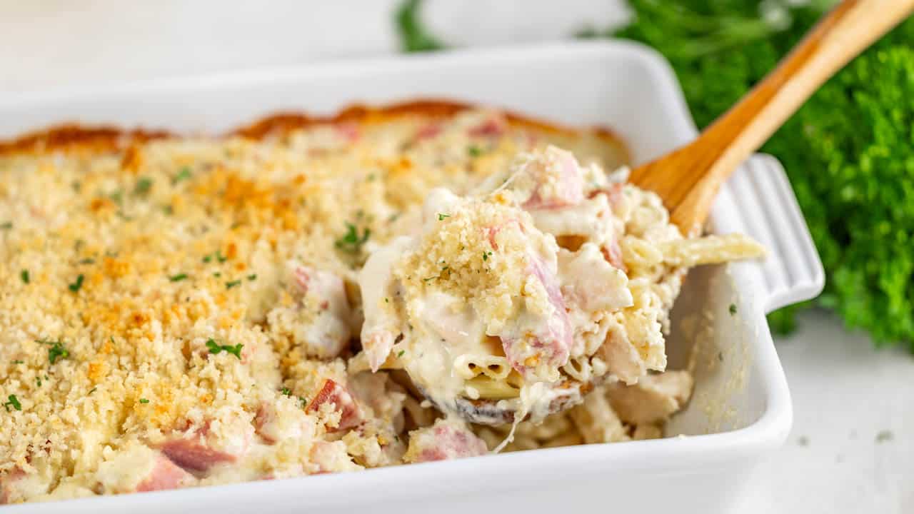 Chicken Cordon Bleu Casserole – The Stay At Home Chef