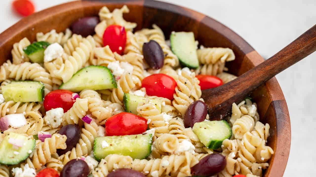 Greek Pasta Salad – The Stay At Home Chef