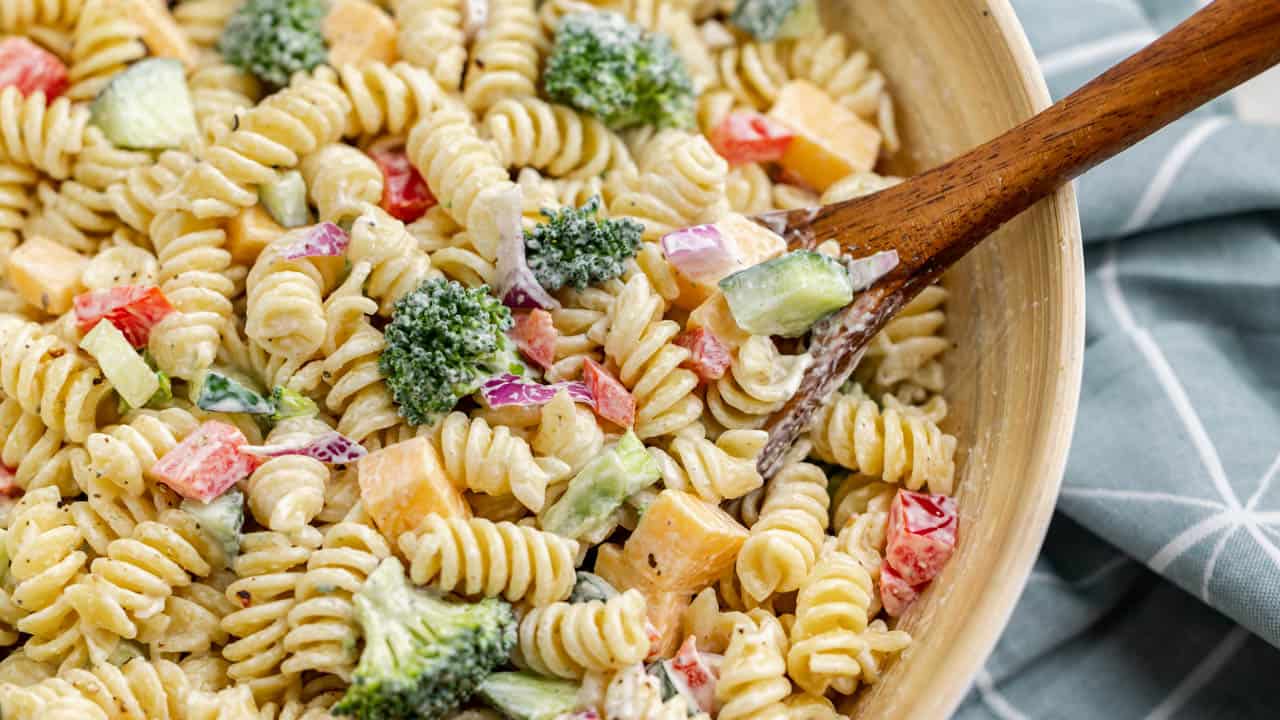 Creamy Ranch Pasta Salad - The Stay At Home Chef