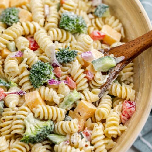 Creamy Ranch Pasta Salad - The Stay At Home Chef