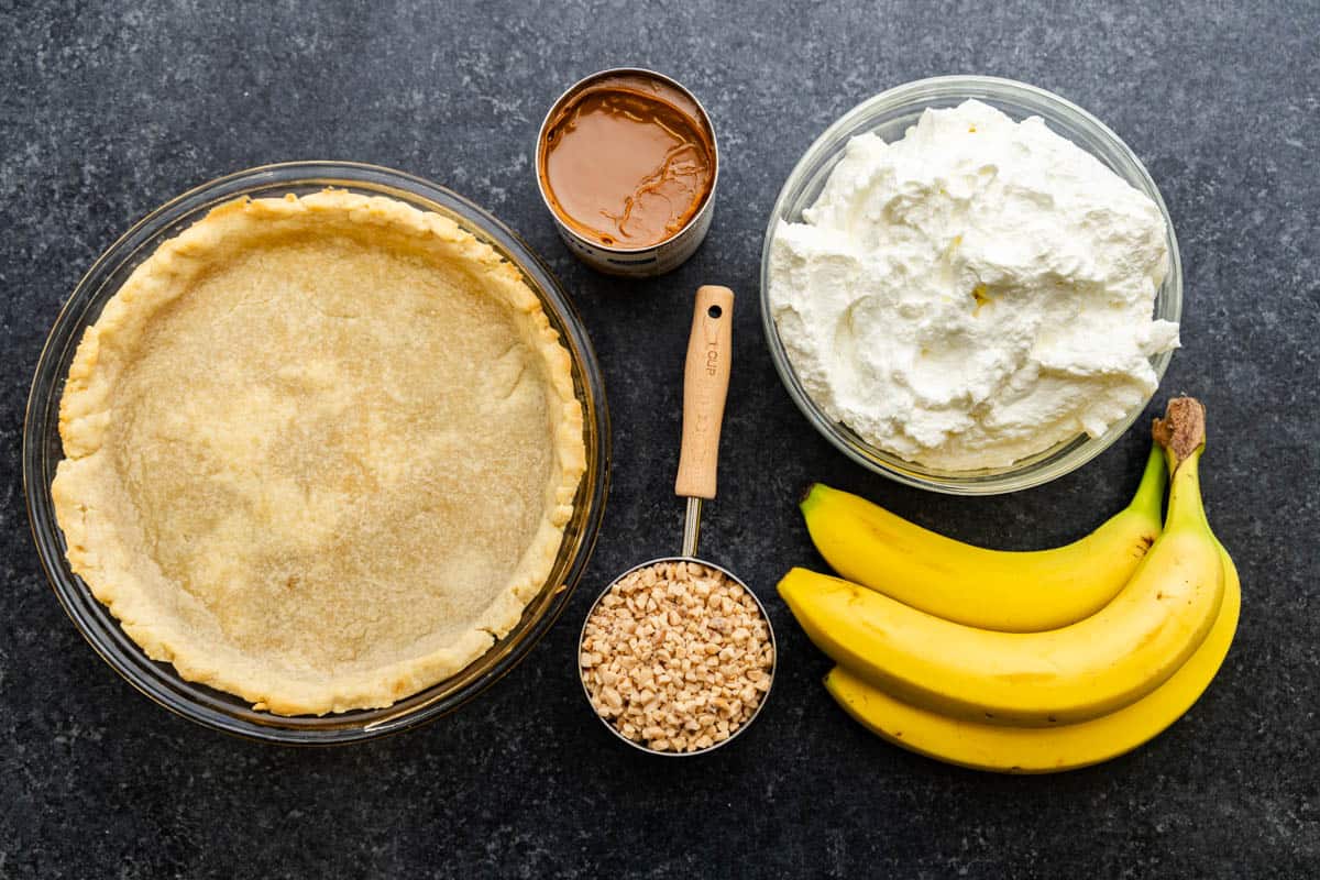 toffee crunch banoffee pie ingredients on table