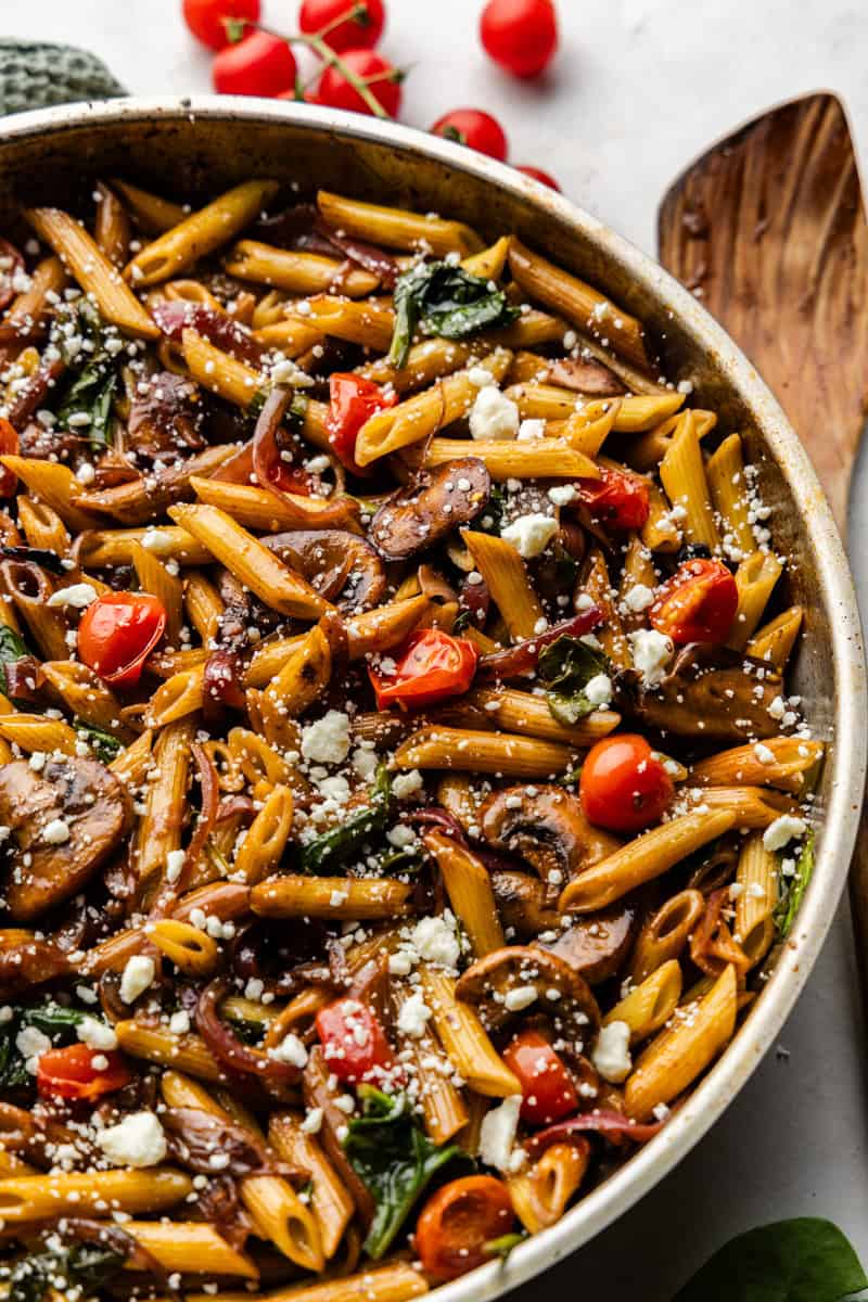 Closeup of 15-Minute Easy Pasta Fresca in a skillet.