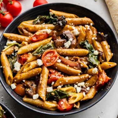 Closeup of 15-Minute Easy Pasta Fresca in a bowl.