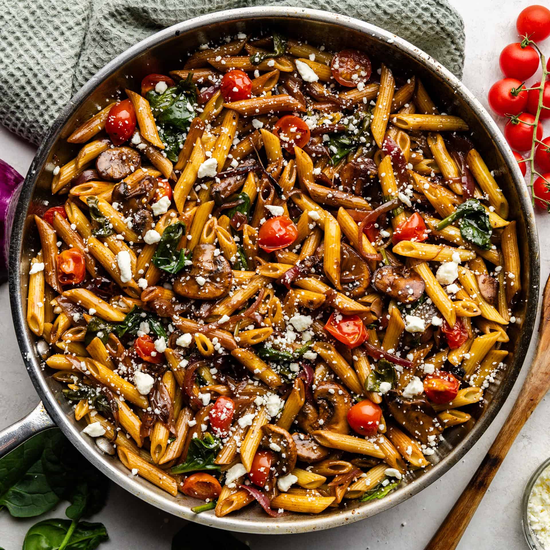 Overhead of 15-Minute Easy Pasta Fresca in a skillet.