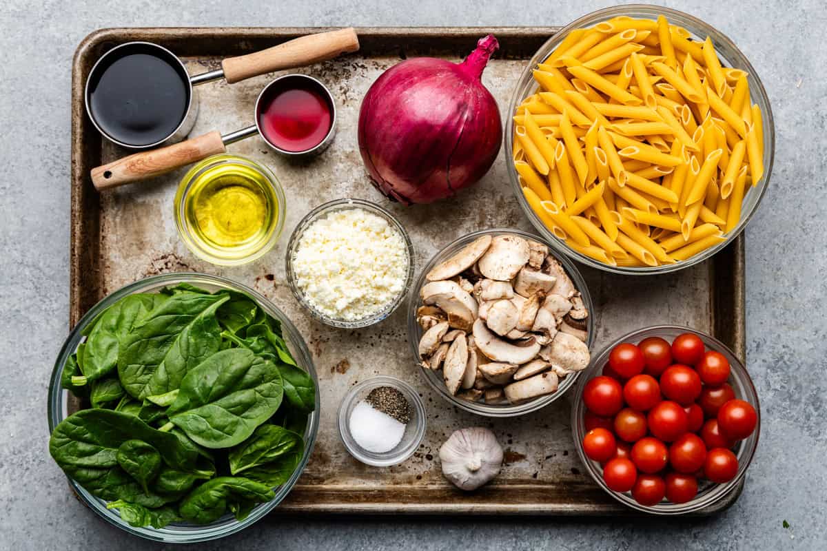 Ingredients used to make 15-Minute Easy Pasta Fresca.