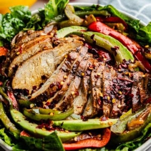 Closeup shot of sliced skinny chicken fajita salad.